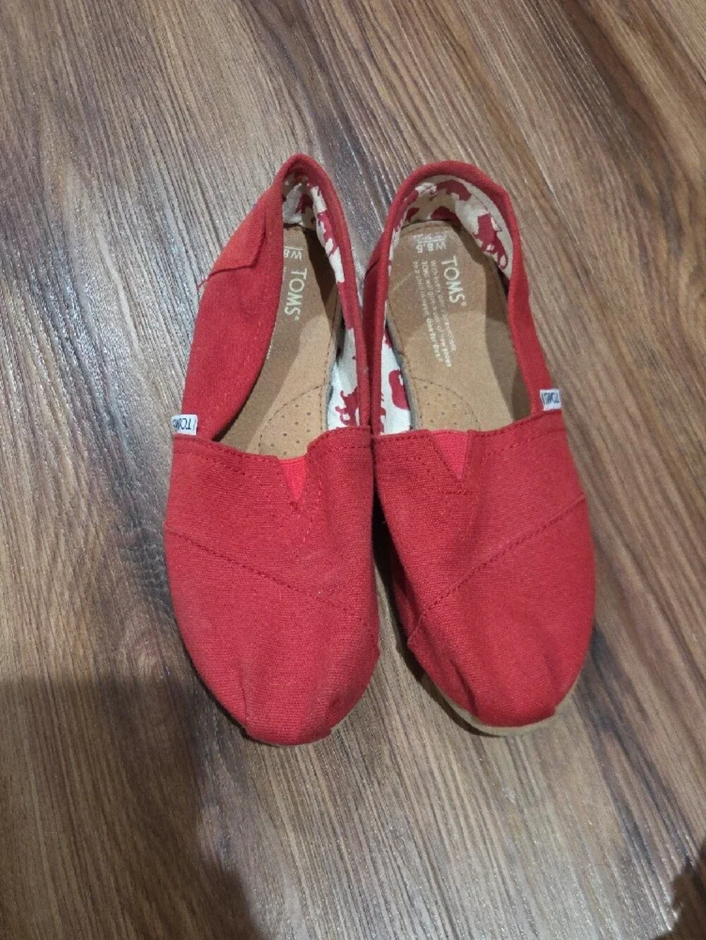 Toms Womens Canvas Slip-On Shoes in Red Size 8.5